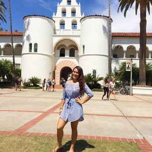 Meet your Posher, Isabel